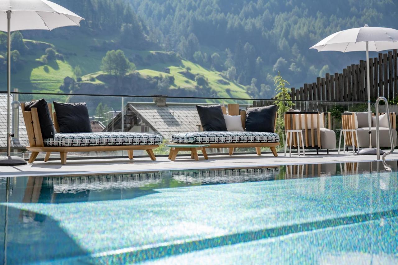 Bergland Design- Und Wellnesshotel Solden Bagian luar foto