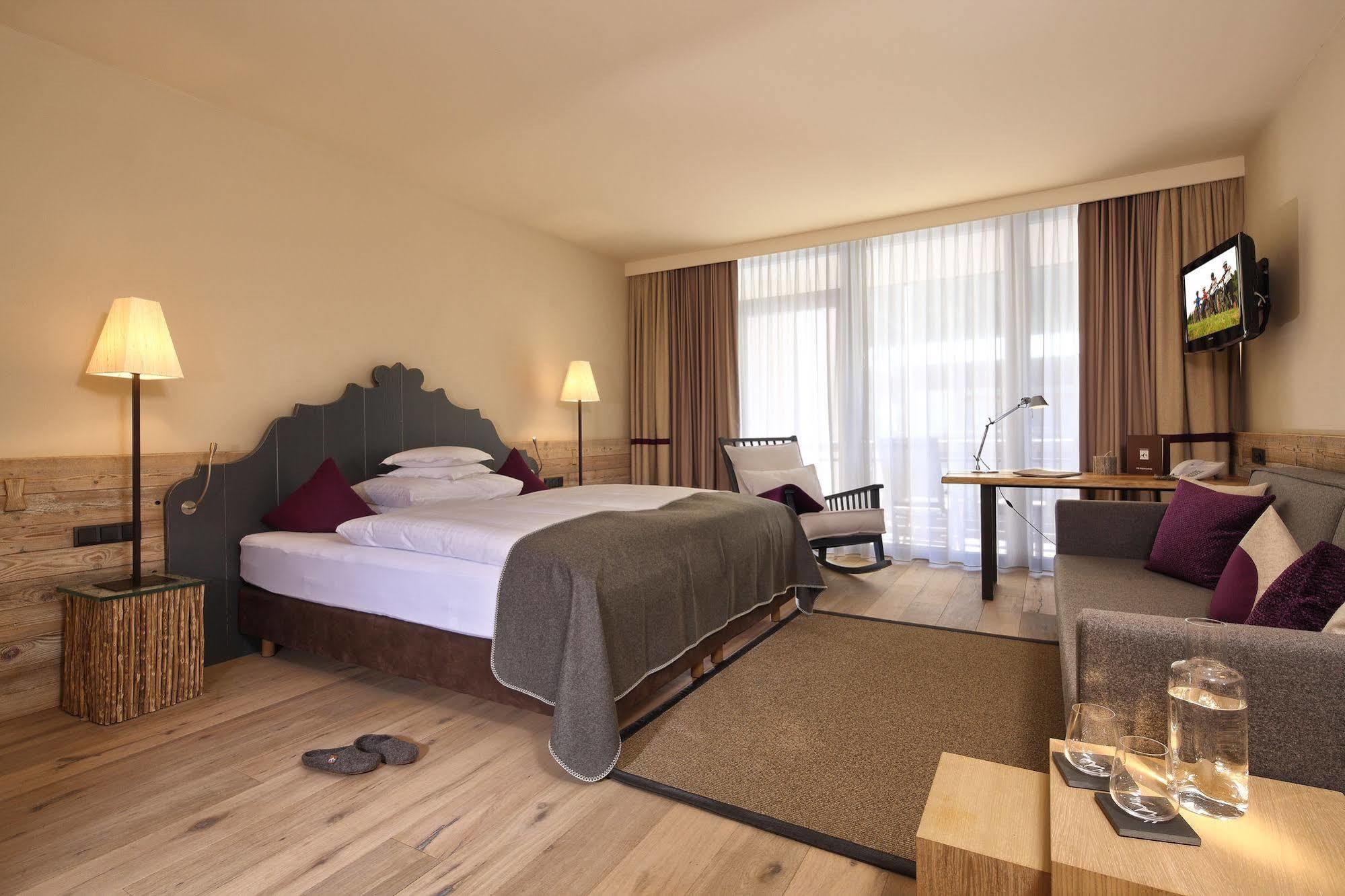 Bergland Design- Und Wellnesshotel Solden Bagian luar foto
